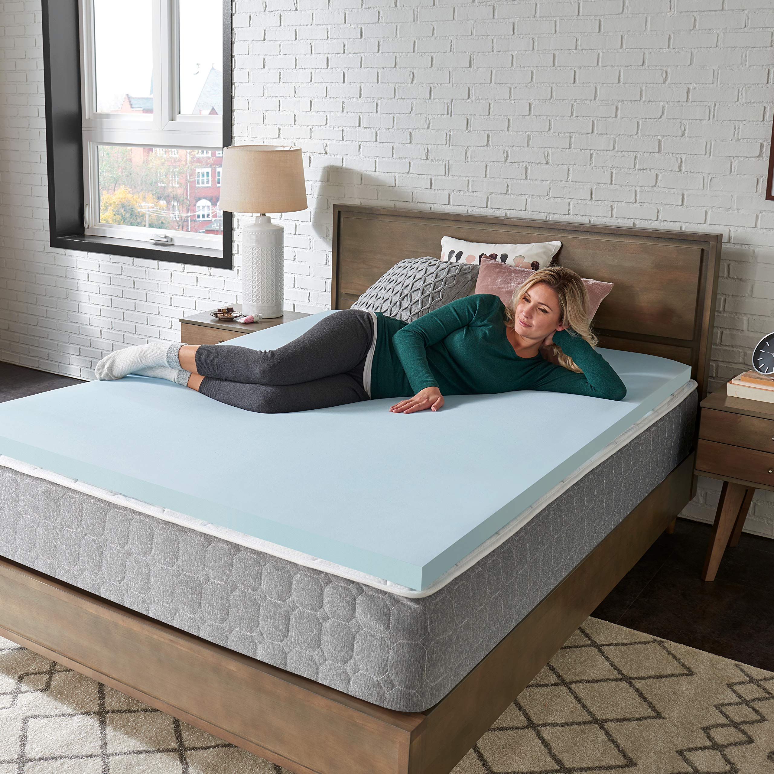 Sealy TrueForm 2" Memory Foam Mattress Topper, Queen - Image 5
